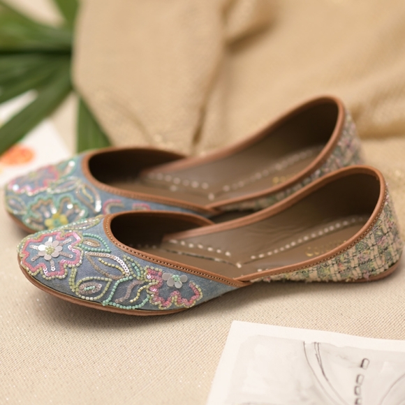 Rajasthani Handmade Genuine Leather ballet flats - Picture 3 of 3